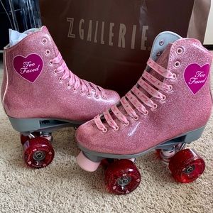 NEW AUTHENTIC TOO FACED ROLLER SKATES SIZE 6